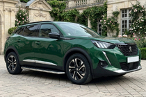 Peugeot 2008 2019- гг. Боковые Подножки Maydos V1 (2 шт., Алюминий) фото 1