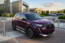 Peugeot 2008 2019- гг. Боковые Подножки Mevsim Grey (2 шт., Алюминий) фото 1
