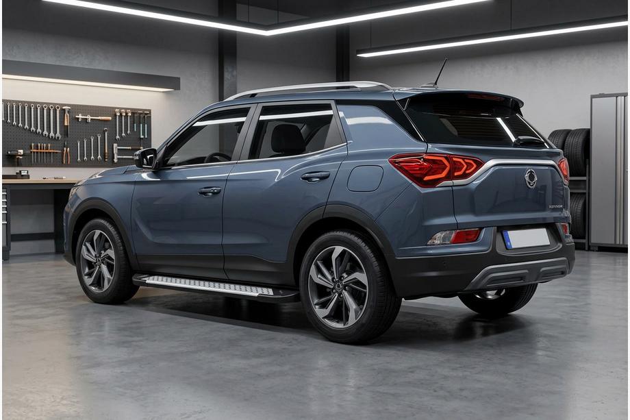 SsangYong Korando 2019- гг. Боковые пороги Allmond Grey (2 шт., алюминий) Фото 1