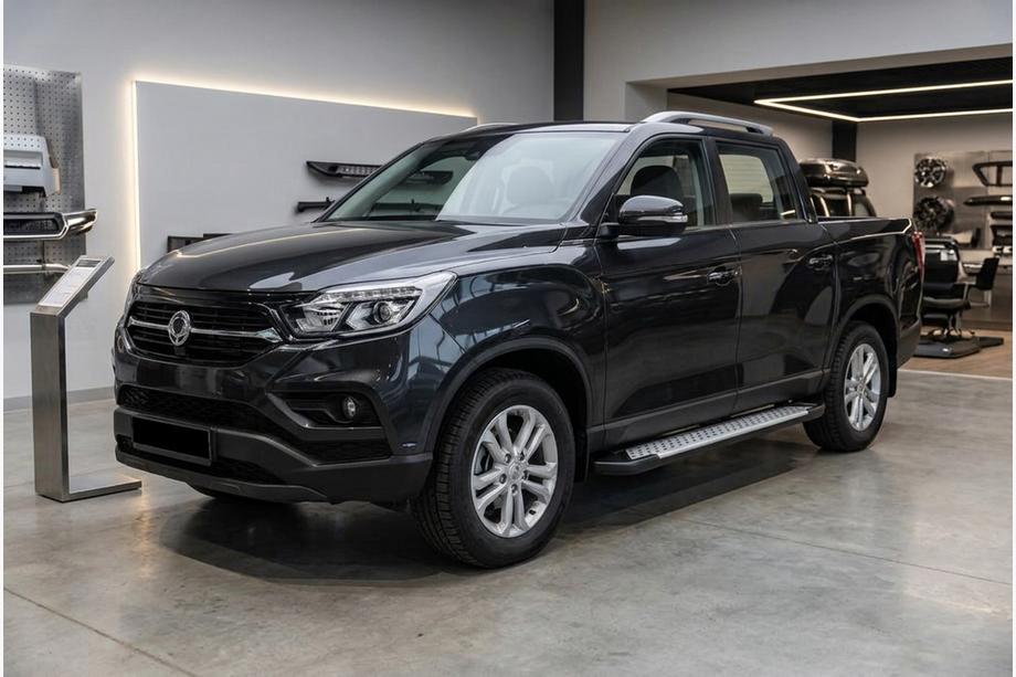 SsangYong Musso II 2018– гг. Боковые пороги Allmond Grey (2 шт., алюминий) Фото 1