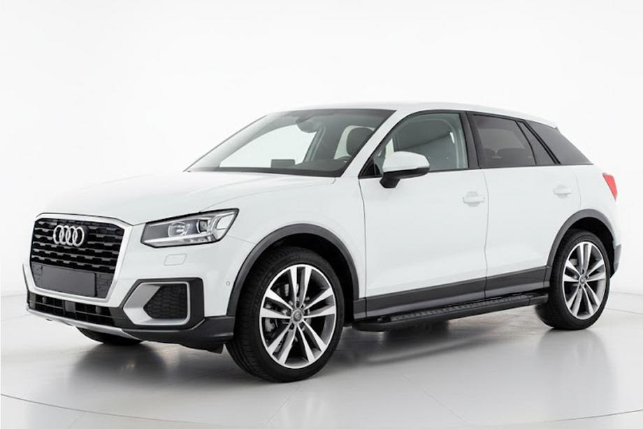 Audi Q2 2016- гг. Боковые Подножки Vision New Black (2 шт., Алюминий) Image