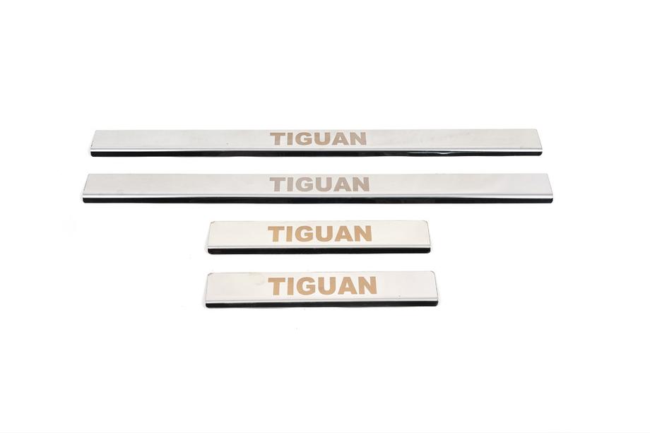 Volkswagen Tiguan 2016-2023 гг. Накладки на дверные пороги из нержавейки Carmos Фото 5