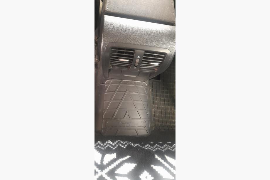 Задний коврик тоннеля (Stingray Premium) Image