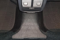 Задний туннельный коврик USA (Stingray Premium) фото 1 Задний туннельный коврик USA (Stingray Premium) фото 1