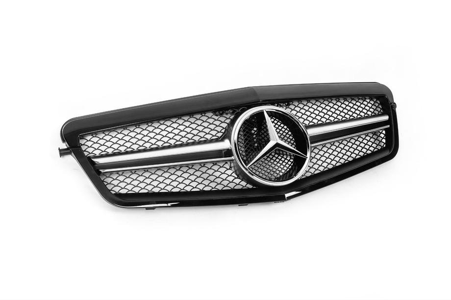 Mercedes E-class W212 2009-2016 гг. Передняя решетка AMG Black (2009-2012) Фото 3