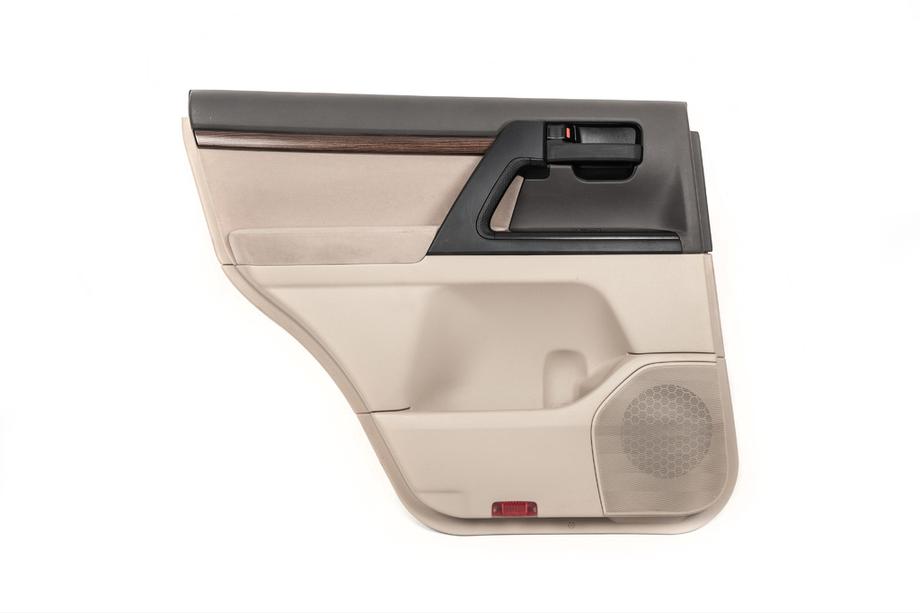 Обшивка двери Restyling (1 шт) Image Обшивка двери Restyling (1 шт) Image