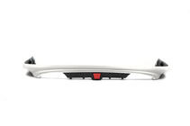 Toyota Land Cruiser 200 2007-2021 гг. Задняя накладка 2012-2016 (белая) фото 2