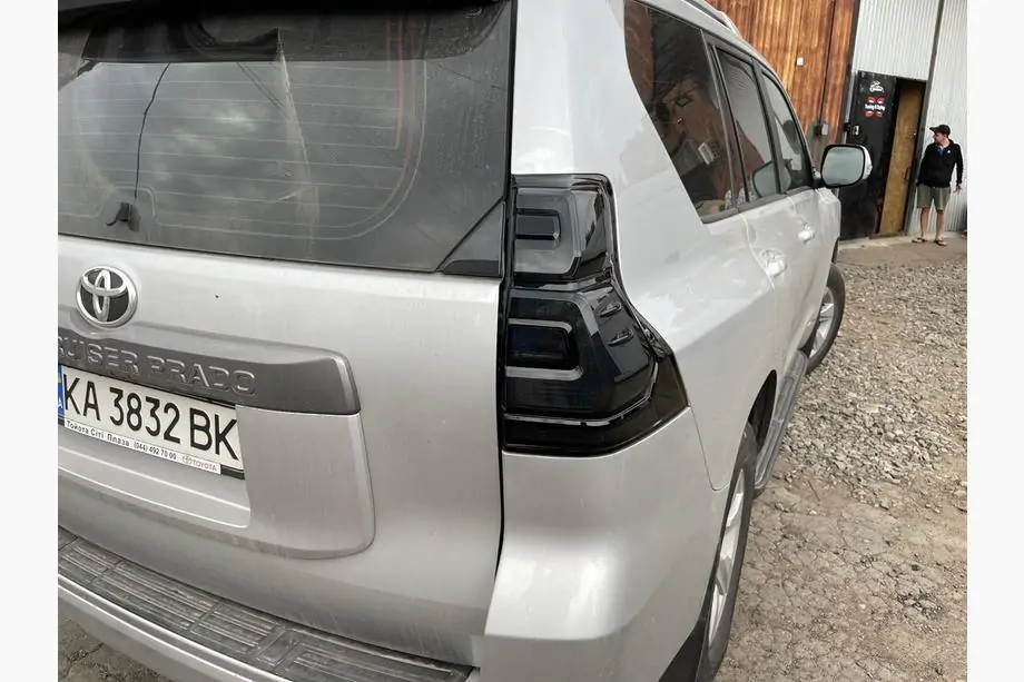 Toyota Land Cruiser Prado 150 2009-2023 гг. Задние фонари BlackEdition V3 (2017+, комплект 2 шт.) Фото 2