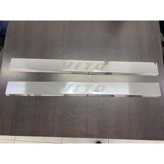 РАСПРОДАЖА! Накладки на пороги Carmos (2 шт., нержавеющая сталь) Mercedes Vito W639 2004-2014 гг. фото 2