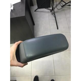 СКИДКА! Универсальный подлокотник без креплений (серый) фото 3