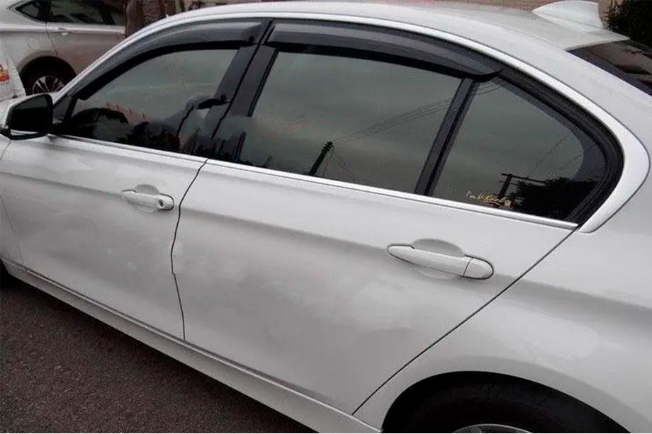 BMW 3 серия F30/F31 2012-2019 гг. Ветровики SD (4 шт, HIC) Фото 1