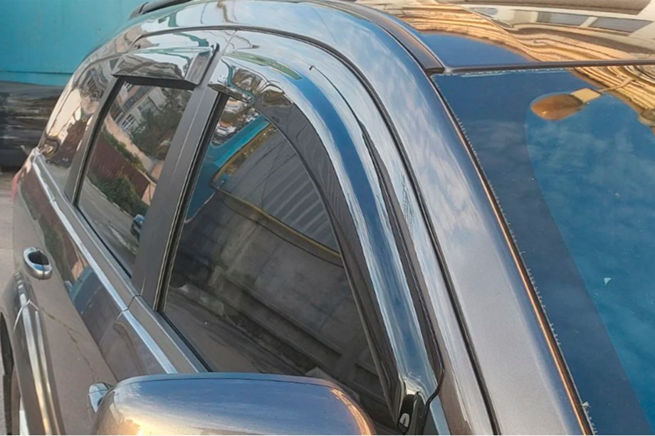 Fiat Freemont 2011-2016 гг. Ветровики на окна (4 шт, HIC) Image