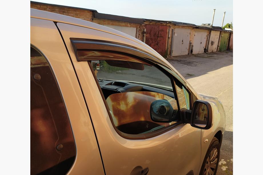 Ветровики на окна (2 шт., Sunplex Sport) Image