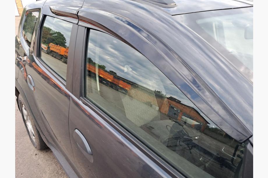 Dacia Duster 2008-2018 гг. Ветровики на окна (4 шт., Sunplex Sport) Фото 4