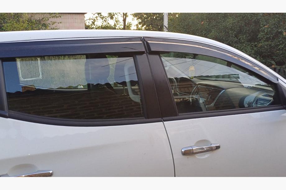 Mitsubishi L200 2015-2024 гг. Ветровики на окна (4 шт., Sunplex Sport) Фото 7