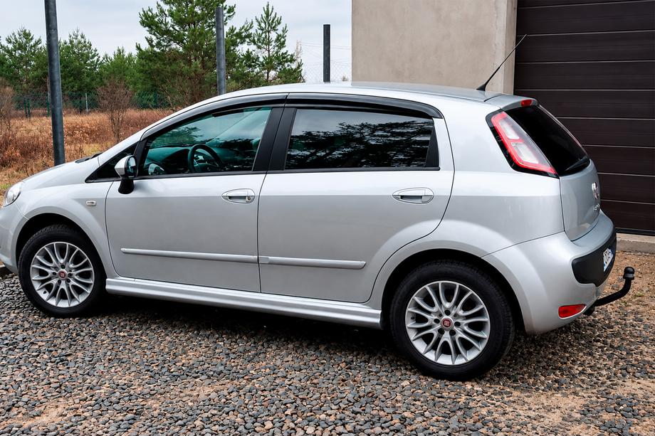 Fiat Punto Grande/EVO 2006-2018 гг. Ветровики на окна (4 шт., Sunplex Sport) Фото 2