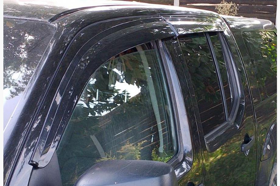 Nissan Navara 2006-2015 гг. Ветровики на окна (4 шт., Sunplex Sport) Фото 10