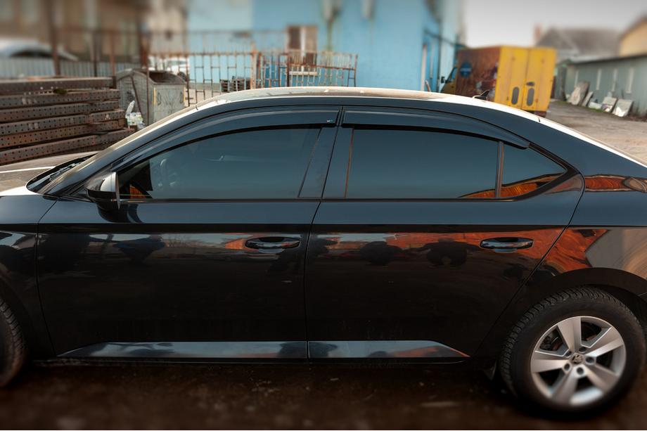 Skoda Superb 2015-2024 гг. Ветровики SD (4 шт., Sunplex Sport) Фото 2