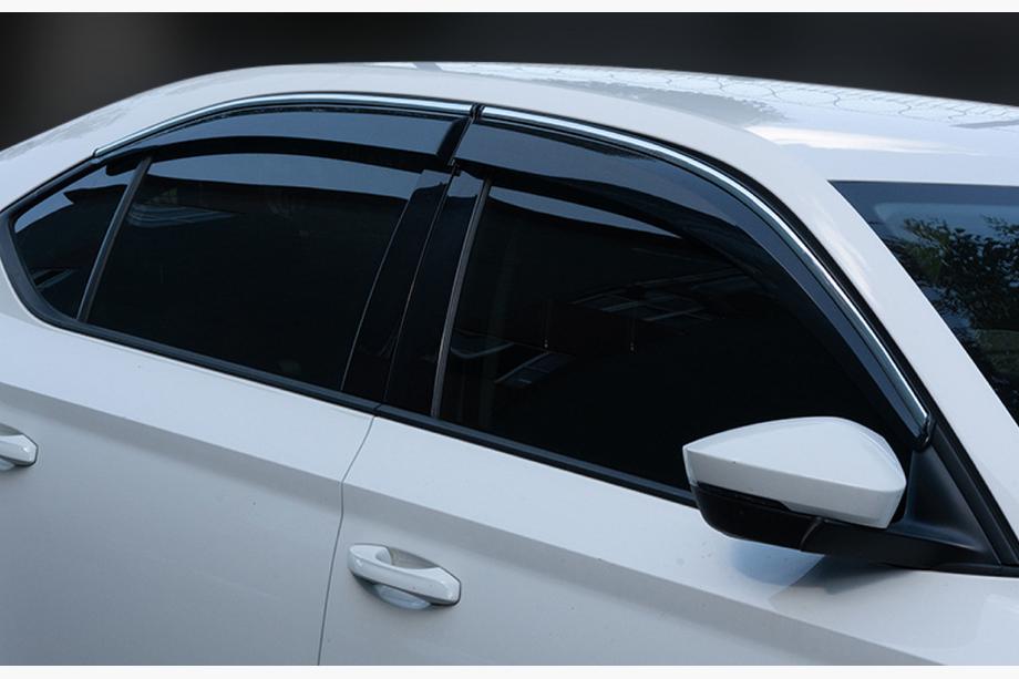 Skoda Superb 2015-2024 гг. Ветровики с хромированным молдингом SD (4 шт., Sunplex Chrome) Image