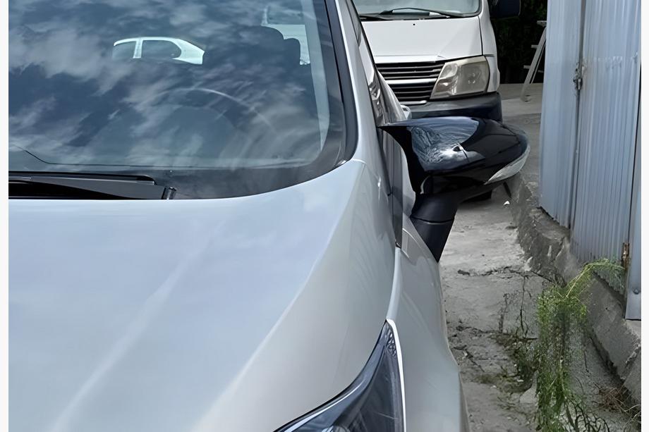 Ford Fiesta 2008-2017 гг. Накладки на Зеркала BMW-Style (2 шт) Фото 4