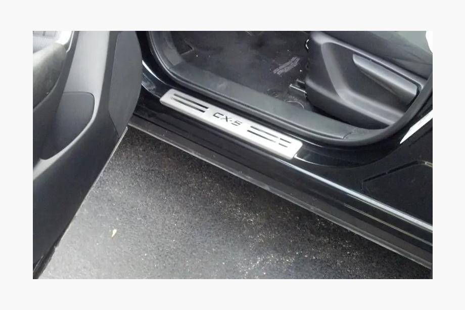 Mazda CX-5 2012-2017 гг. Накладки на пороги Libao (4 шт, нержавейка) Фото 2