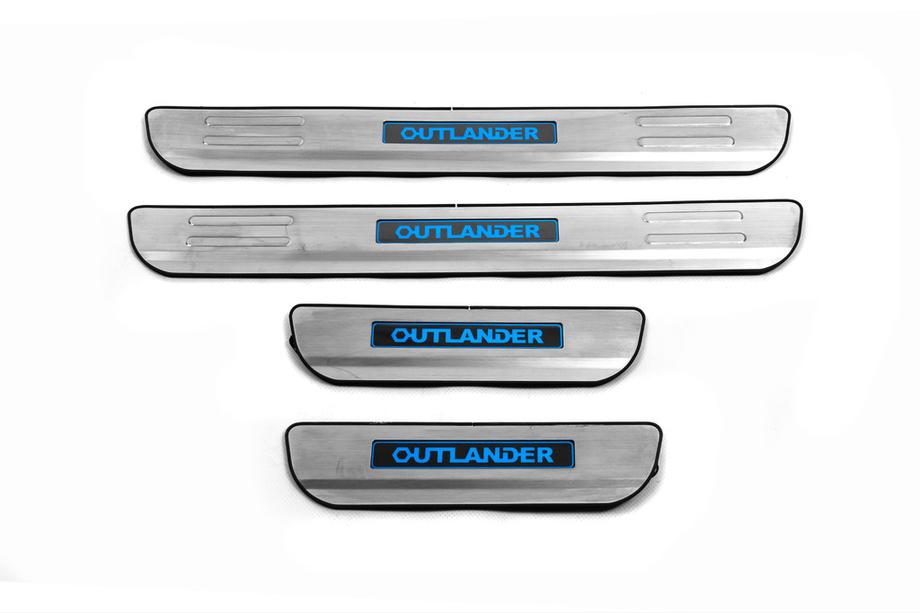 Mitsubishi Outlander 2012-2021 гг. Накладки на пороги Libao (4шт, нержавейка) Image