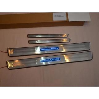 Накладки на пороги Libao LED (4 шт, нержавейка) Toyota Highlander 2008-2013 гг. фото 3