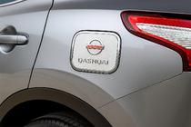 Nissan Qashqai 2014-2021 гг. Накладка на лючок бензобака Libao (пластик) фото 1
