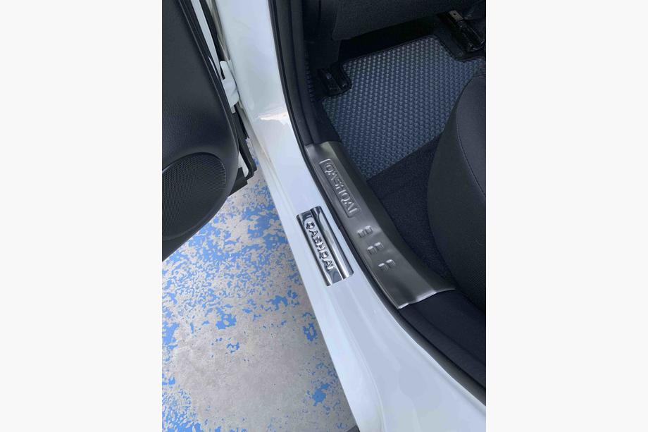 Nissan Qashqai 2014-2021 гг. Накладки на пороги (пластик) Libao Фото 3