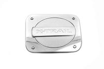 Nissan X-trail T32/Rogue 2014-2021 гг. Накладка на лючок бензобака Libao (пластик) фото 1