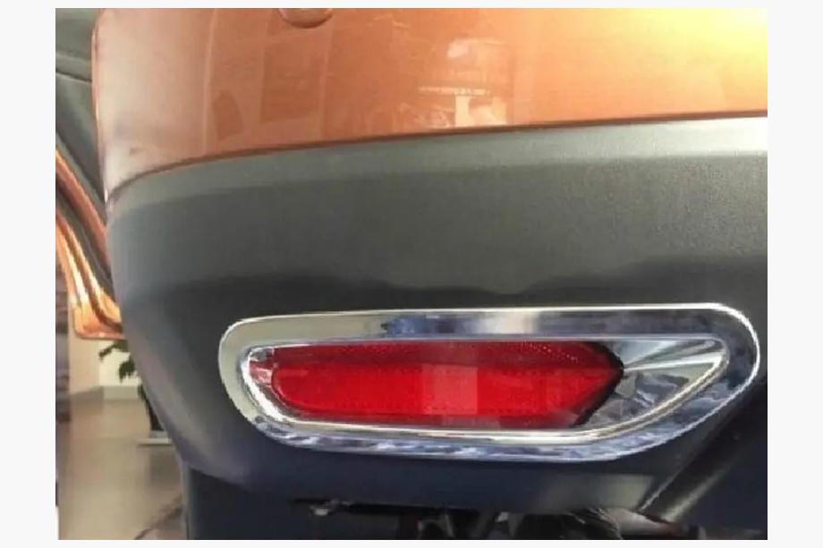 Nissan X-trail T32/Rogue 2014-2021 гг. Накладки на задние фонари Libao (2 шт, пластик) Image
