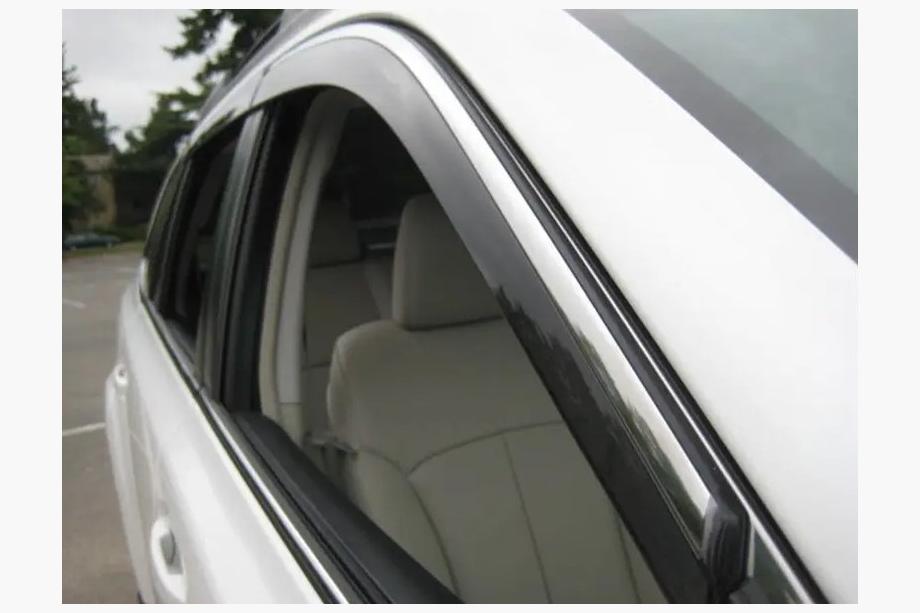 Subaru Outback 2009-2014 гг. Ветровики с хромированным молдингом (4 шт, Libao) Фото 2