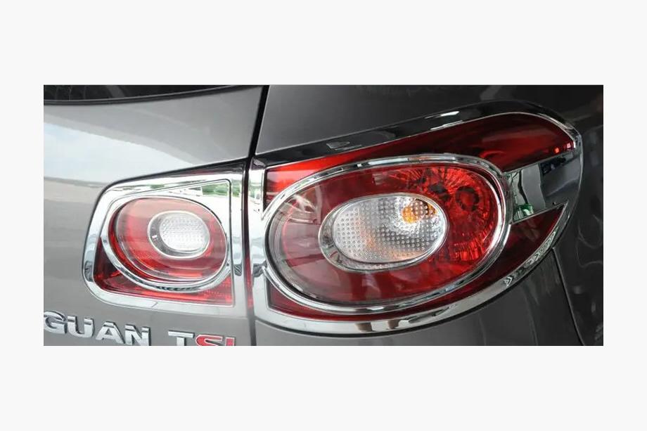Volkswagen Tiguan 2007-2016 гг. Накладки на задние фонари Libao 2007-2011 (2 шт., пластик) Image