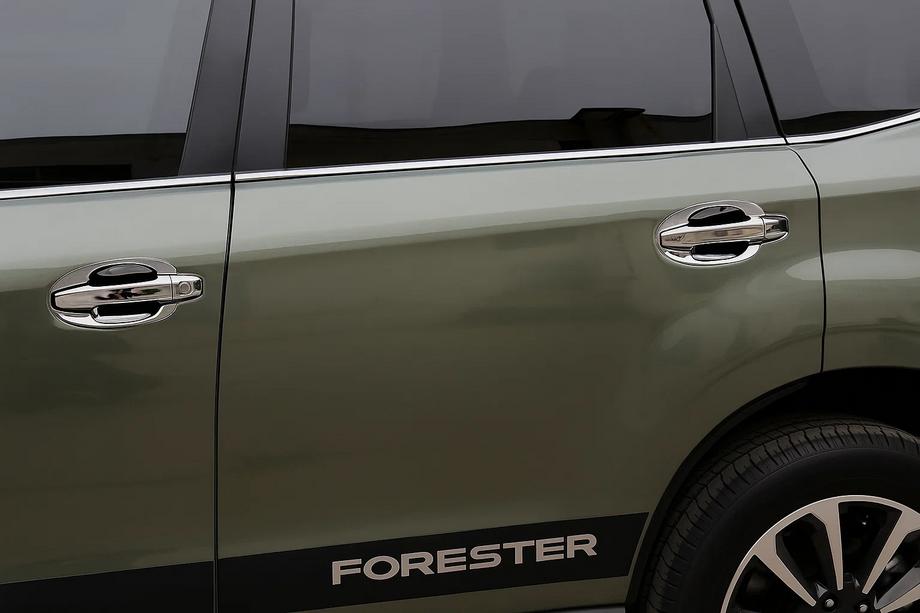 Subaru Forester 2013-2018 гг. Хром накладки под ручки Libao (4 шт, пластик) Image