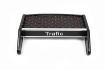 Renault Trafic 2001-2015 гг. Полка на торпедо (2010-2014, Черная с красной строчкой) фото 2