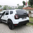 Renault Duster 2018-2024 гг. Пластиковая накладка на крышку багажника (3 детали) фото 2