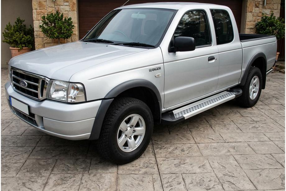 Ford Ranger 2002-2006 гг. Боковые Подножки Vision New Grey (2 шт., Алюминий) Фото 1