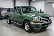 Ford Ranger 2002-2006 гг. Боковые Подножки Maya V1 (2 шт., Алюминий) фото 1