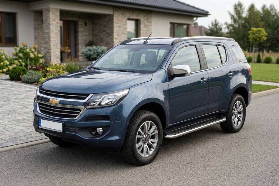 Chevrolet Trailblazer 2012-2019 гг. Боковые Подножки Maydos V1 (2 шт., Алюминий и Нержавейка) Image