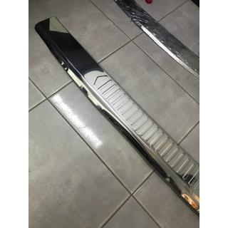 РАСПРОДАЖА! Накладка на задний бампер с загибом (Carmos, нержавеющая сталь) Volkswagen T5 Transporter 2003-2010 гг. фото 4