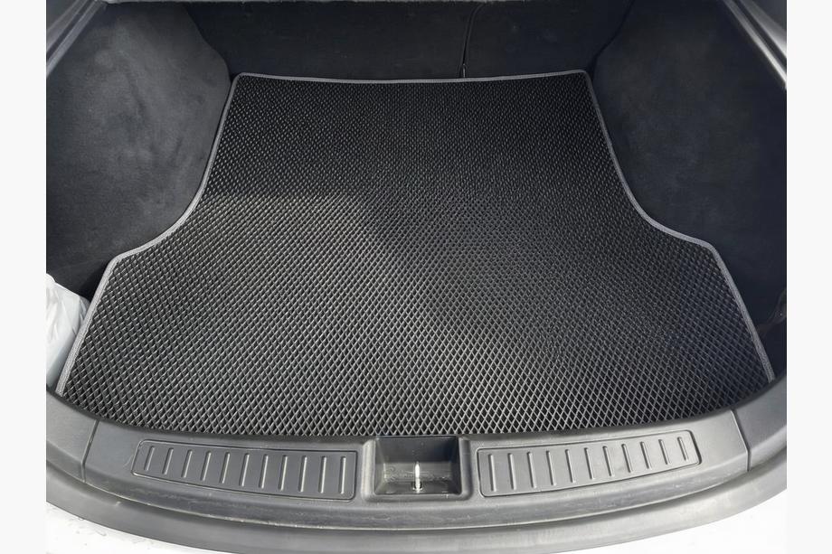 Tesla Model S 2012– гг. Коврик багажника задний EVA (2012-2021, черный) Image