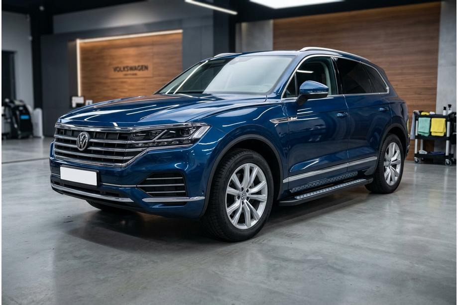 Volkswagen Touareg 2018- гг. Боковые Подножки Vision New Black (2 шт., Алюминий) Фото 1