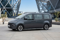 Hyundai Staria 2021- гг. Боковые Подножки Tayga Grey (2 шт., Алюминий) фото 1