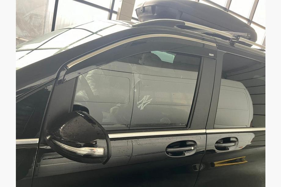 Mercedes Vito W639 2004-2014 гг. Ветровики с хромированным молдингом (2 шт, Niken) Фото 2