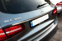 Mercedes GLC X253 2015-2022 гг. Хромированная накладка над номером (нержавейка) фото 3
