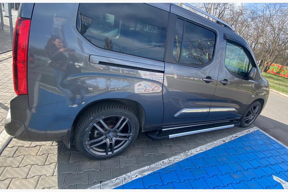 Toyota Proace City 2016- гг. Боковые пороги RedLine V1 (2 шт., алюминий) Длинная База Фото 4