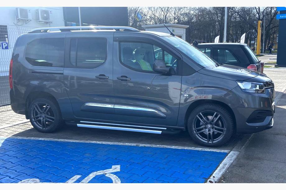 Toyota Proace City 2016- гг. Боковые пороги RedLine V1 (2 шт., алюминий) Длинная База Фото 3