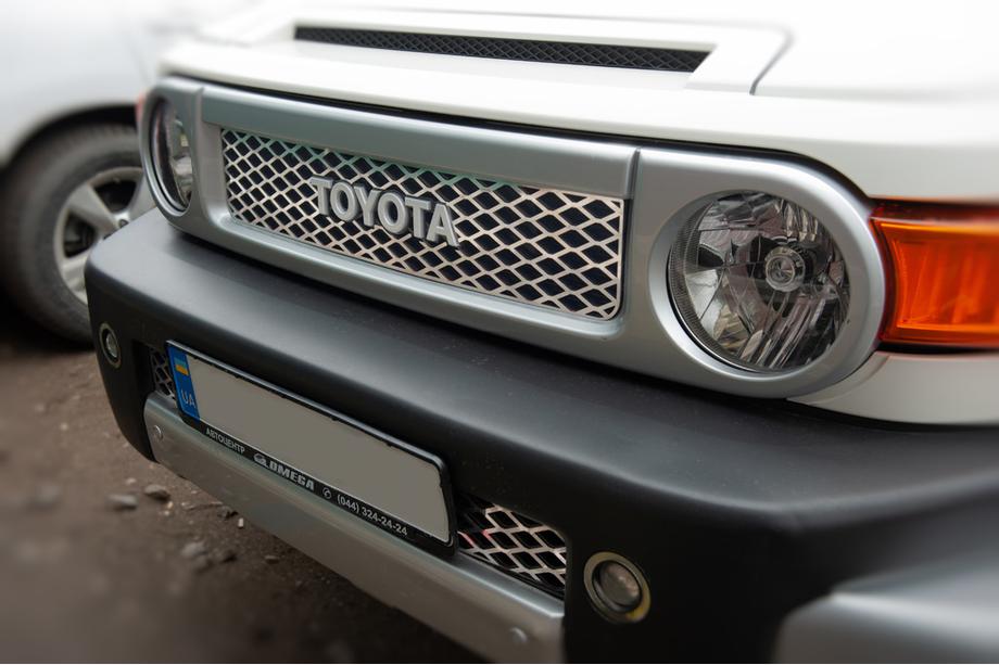 Toyota FJ Cruiser 2006-2022 гг. Хромированные накладки на решетку (нержавеющая сталь) Фото 3