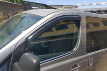 Hyundai H300, H1, Starex 2008-2020 гг. Наружные молдинги окон (2 шт, нержавейка) фото 1